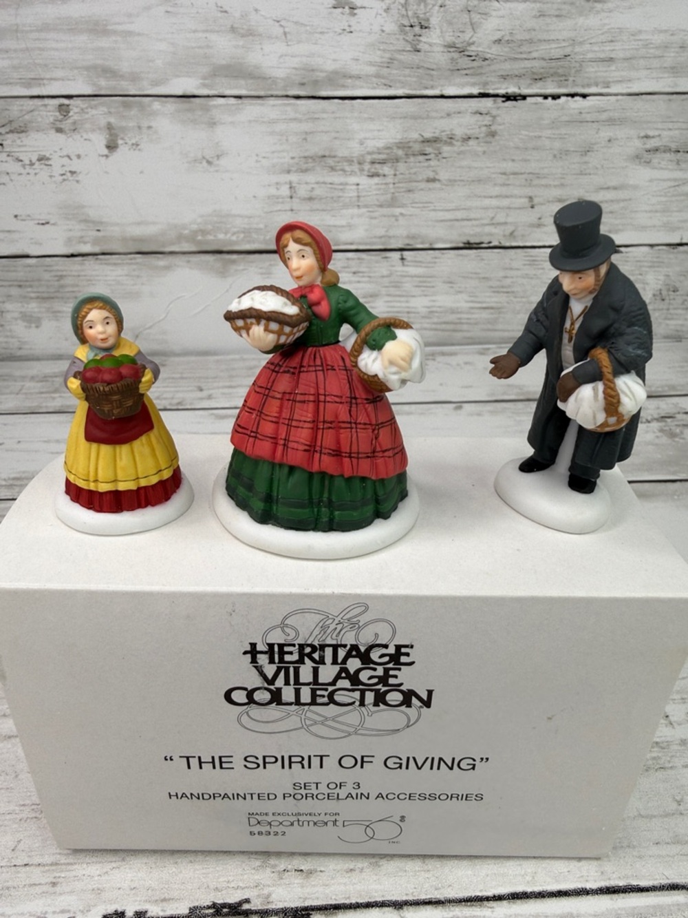 Department 56 “The Spirit of Giving” Christmas village accessory